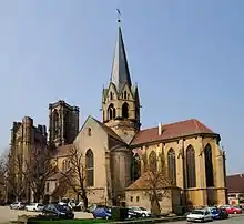 Südostseite der Kirche Mariä Himmelfahrt (Notre-Dame de l’Assomption)