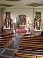 Innenansicht nach vorne, Altar