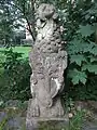 Der kleine Löwe ist ein Kulturdenkmal des Stadtteils. Er stammt aus dem Mürwiker Park mit seinem Museum.