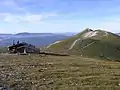 Fischerhütte vom Kaiserstein, rechts das Klosterwappen