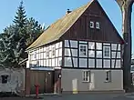Haus aus der dörflichen Zeit