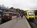 Triebwagen verschiedener Generationen: Uerdinger neben LINT