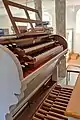 Spieltisch der Orgel