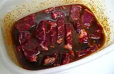 Mariniertes Galbi ohne Knochen