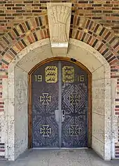 Tür des Rathauses von Kornwestheim.