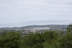 Blick vom Berg Zini zur Stadt Kefalos und den Golf von Kefalos
