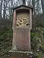 V. Simon von Cyrene hilft Jesus das Kreuz tragen