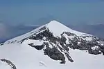 Kristallwand, fotografiert von der Weißspitze. Im Vordergrund das Froßnitztörl.