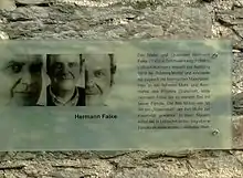 Hinweistafel H. Falke
