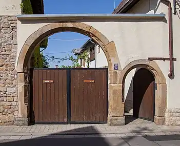 ToranlageKurpfalzstr. 106/108