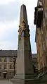 Kursächsische Postmeilensäule Rosswein; Markt (Ansicht von Osten)
