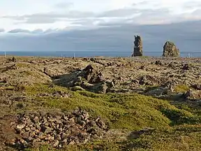 Lóndrangar