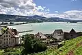 Schlossberg mit Curti-Haus, Rosengarten, Einsiedlerhaus, Endingerturm und Zürichsee