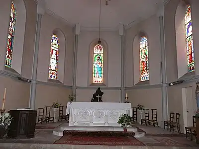 Altarraum der Ortskirche Saint-Joseph