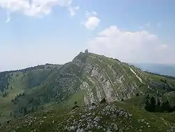 La Dôle mit Radar von der Pointe de Poêle Chaud
