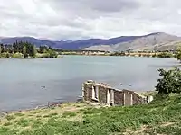 Lake Dunstan – Kawarau Arm mit Blich zu den Carrick Range