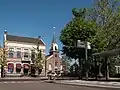 Restaurant und reformierte Kirche