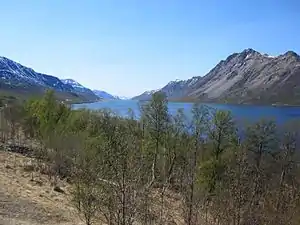 Langfjord von der E6 fotografiert