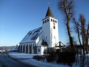 Die katholische Pfarrkirche St. Antonius