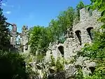 Reste des dreigeschossigen Renaissanceschlosses im Nordosten der Ruine