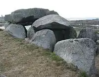 Le Trépied