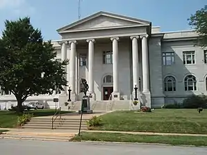Das Leavenworth County Courthouse in Leavenworth, gelistet im NRHP Nr. 02000394
