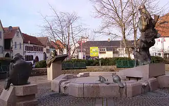 Lederstrumpfbrunnen, Edenkoben