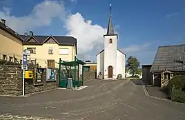Ortszentrum mit Kirche St. Mariä Empfängnis