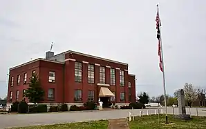 Das Lewis County Courthouse ist einer von sechs Einträgen des Countys im NRHP.