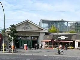 Südostportal am Kranoldplatz, 2012