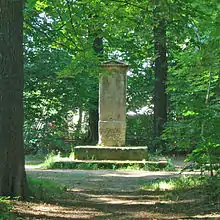 Liebesdenkmalim Hahnholz
