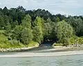 Mündung des Liechtensteiner Binnenkanals in den Rhein (Ansicht von der Schweizer Flussseite)