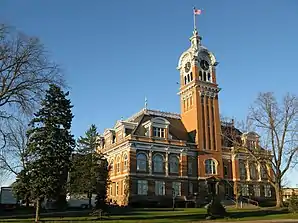 Das Lincoln County Courthouse in Merrill, seit 1978 im NRHP gelistet