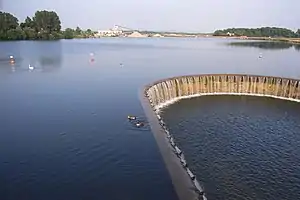 Lippesee mit Wehr