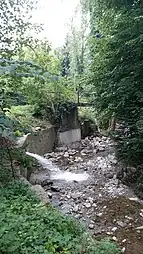 … bei der Obermühle in Berneck. Rückfluss des Abwasser der Obermühle (Mülibach) und alte Mülibrugg
