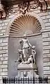 Palazzo del Lloyd Triestino, Fassaden-Detail: Allegorie des Süßwassers