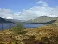 Loch Cluanie von Osten, rechts der Aonach Meadhoin