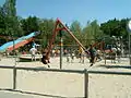 Spielplatz und Rutschbahn