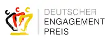 Logo mit drei stilisierten Personen in schwarz rot gold