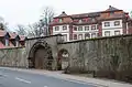 Schlossmauer mit Portal an der Nordseite