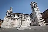 Denkmal für Francesco Burlamacchi vor San Michele in Foro, von Ulisse Cambi