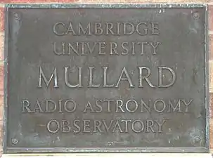 Plakette der Mullard Foundation
