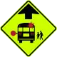 Schulbus stoppt voraus