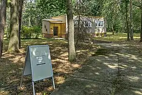 Bungalow des damaligen Kommandanten nahe dem Südeingang