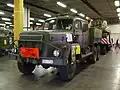 Militär-Zugmaschine