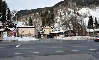 Ennstal Straße gegen den Ort Mandling (nach Norden)