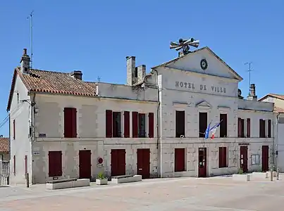 Das Rathaus von Mareuil