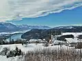Aussicht von der Kaiserhütte im Winter – über das Rosental zu den Karawanken, in der Mitte der Mittagskogel