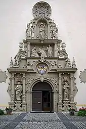 Westportal der Wallfahrtskirche