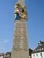 Detail der Distanzsäule